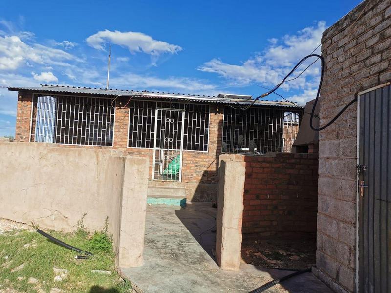 4 Bedroom Property for Sale in Griekwastad Northern Cape